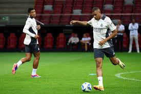 内氛围的反 内氛围的反